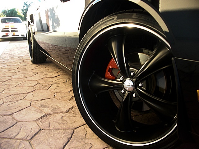 2012ChallengerBLK/25a28.JPG