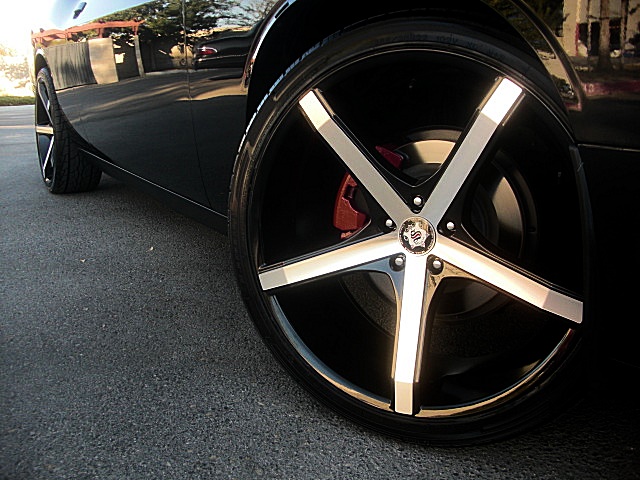 2012ChallengerBLK/25d16a.JPG
