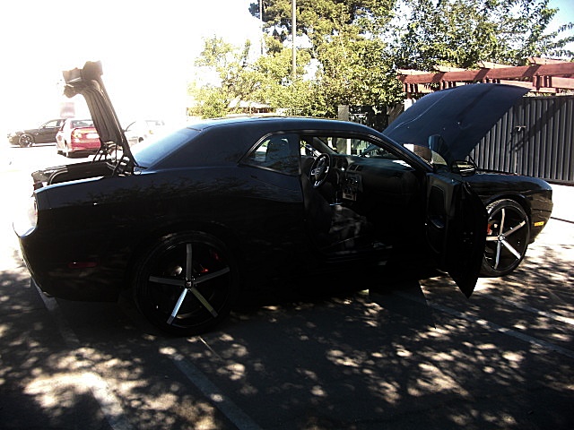 2012ChallengerBLK/25d37a.JPG