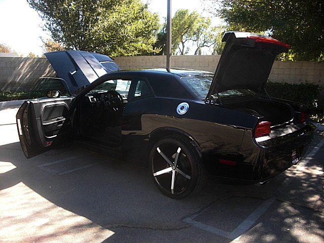 2012ChallengerBLK/25d37a.JPG