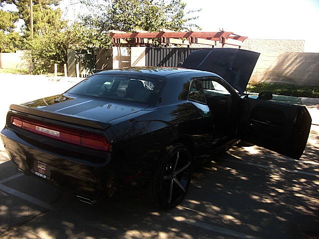 2012ChallengerBLK/25d37a.JPG