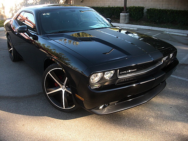 2012ChallengerBLK/25e40a.JPG