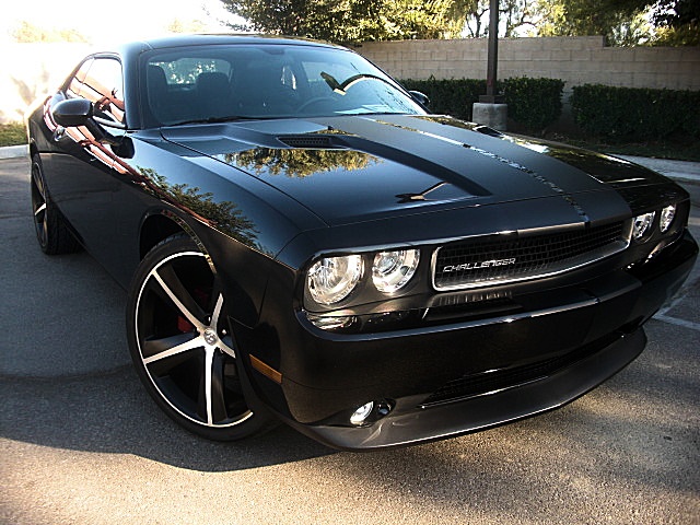 2012ChallengerBLK/25e40a.JPG