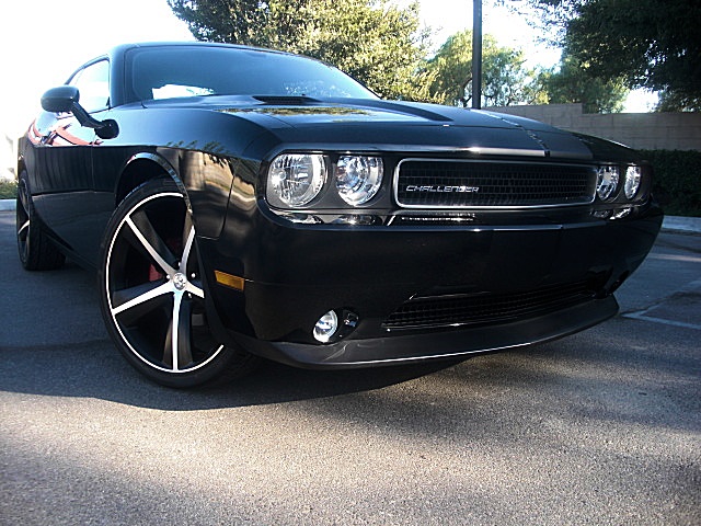 2012ChallengerBLK/25e40a.JPG