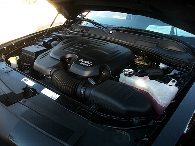 2012ChallengerBLK/25e34a.JPG