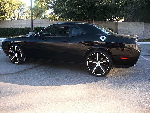 2012ChallengerBLK/25e40a.JPG