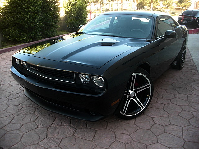 2012ChallengerBLK/27a49.JPG