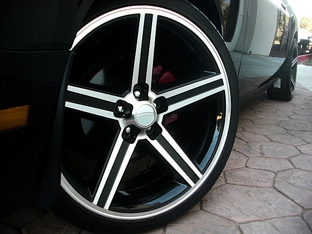 2012ChallengerBLK/27a48.JPG