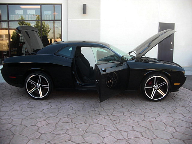 2012ChallengerBLK/27a49.JPG