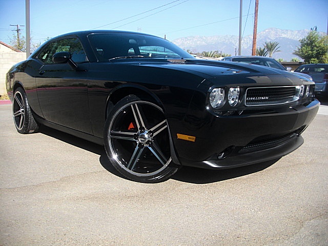 2012ChallengerBLK/27a49.JPG