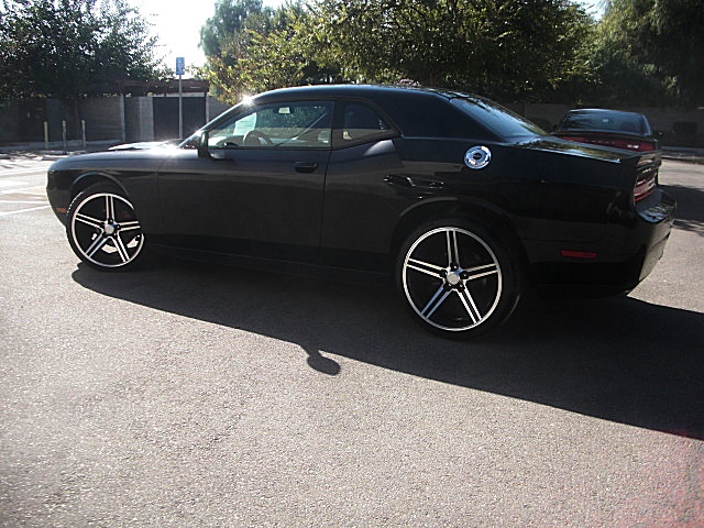 2012ChallengerBLK/27a49.JPG