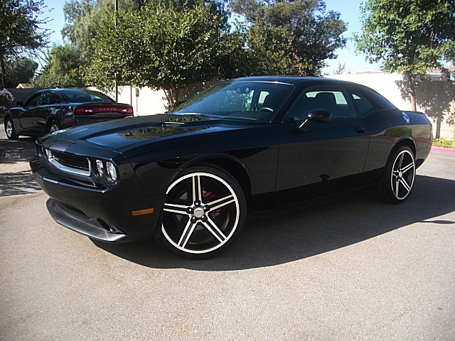 2012ChallengerBLK/27a49.JPG