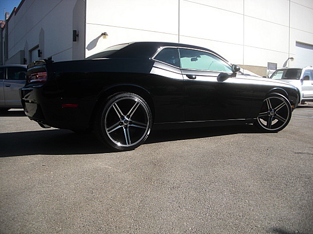 2012ChallengerBLK/27a49.JPG