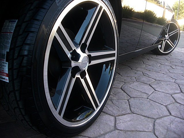 2012ChallengerBLK/27a48.JPG