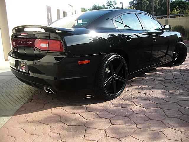 2012ChargerBLk/23b33.JPG