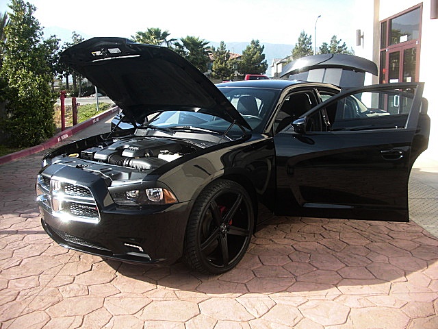 2012ChargerBLk/23b33.JPG