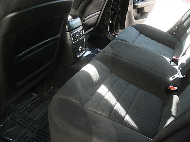 2012ChargerBLk/23b36.JPG