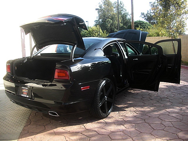 2012ChargerBLk/23b33.JPG