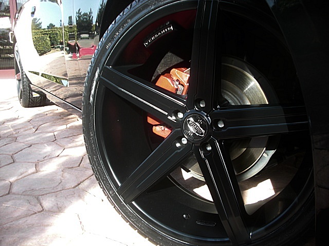 2012ChargerBLk/23b36.JPG