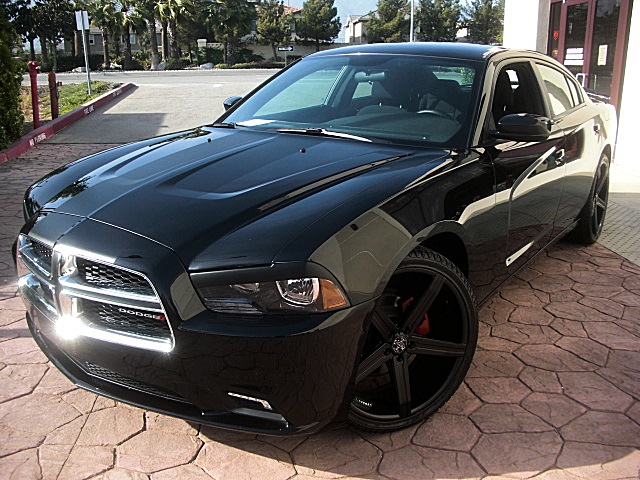 2012ChargerBLk/23b33.JPG