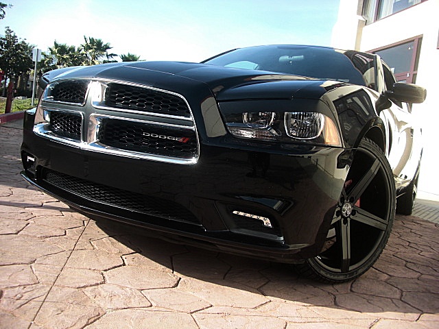 2012ChargerBLk/23b33.JPG