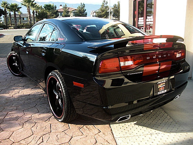 2012ChargerBLk/25a48.JPG
