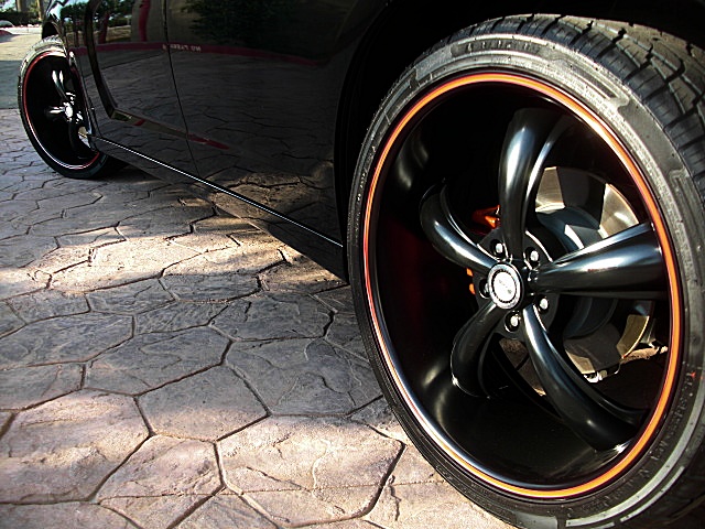 2012ChargerBLk/25a53.JPG