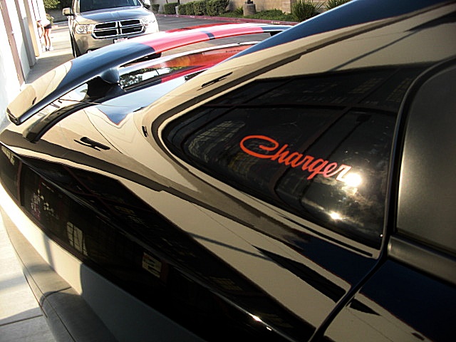 2012ChargerBLk/25a53.JPG