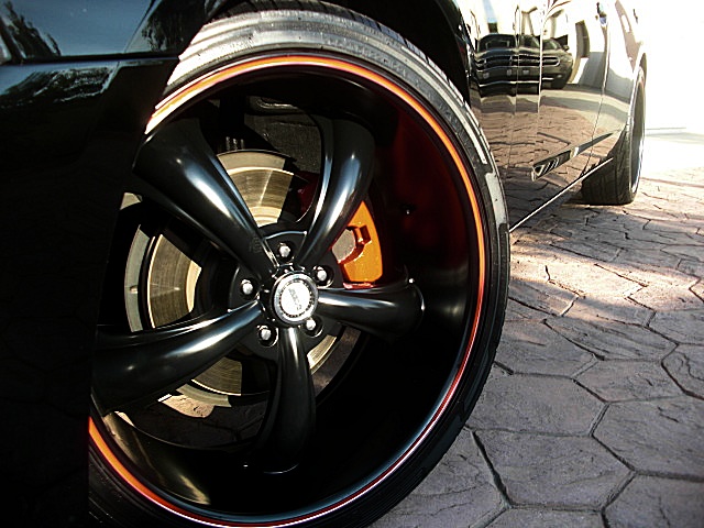 2012ChargerBLk/25a53.JPG