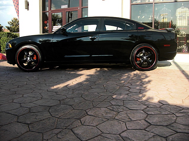 2012ChargerBLk/25a48.JPG