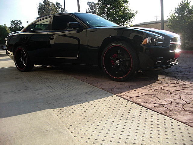 2012ChargerBLk/25a48.JPG