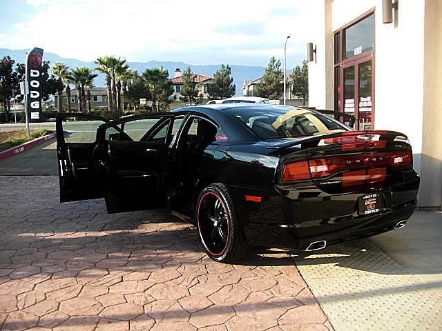 2012ChargerBLk/25a48.JPG