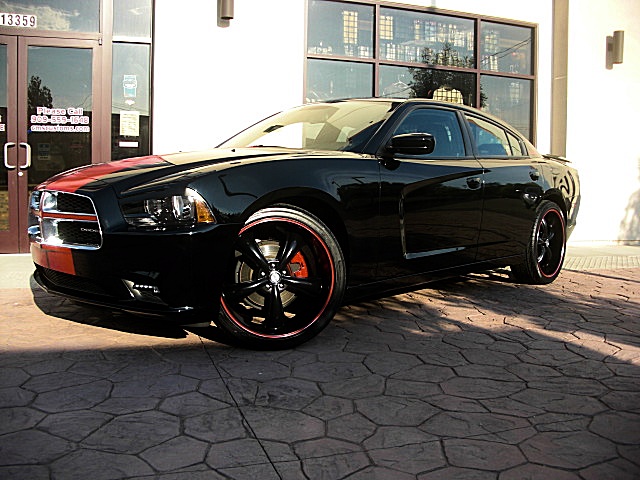 2012ChargerBLk/25a48.JPG