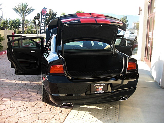 2012ChargerBLk/25a48.JPG