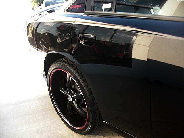 2012ChargerBLk/25a53.JPG