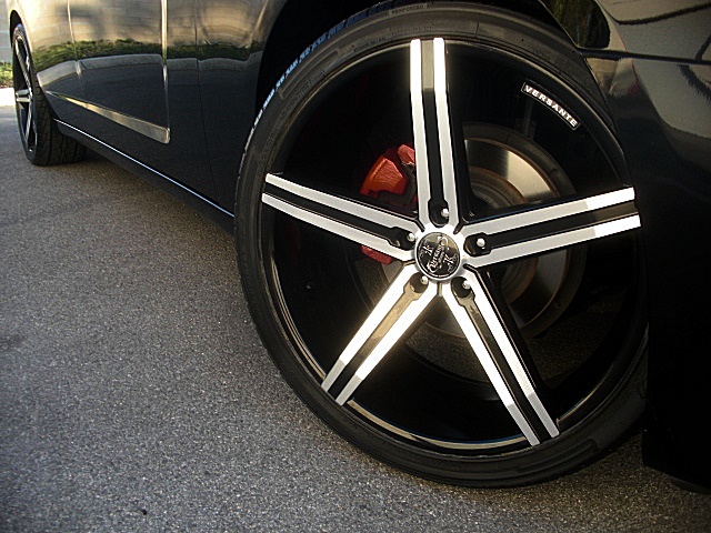 2012ChargerBLk/25x19.JPG
