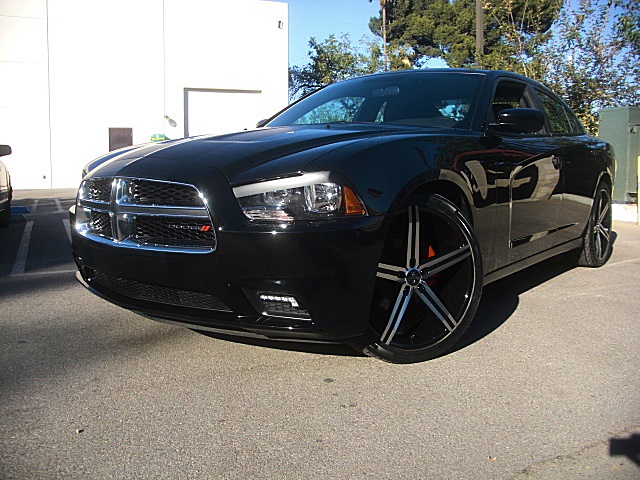 2012ChargerBLk/25x20.JPG