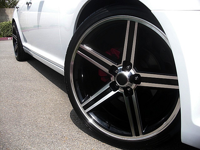 2012Ltd300white/25c10a.JPG