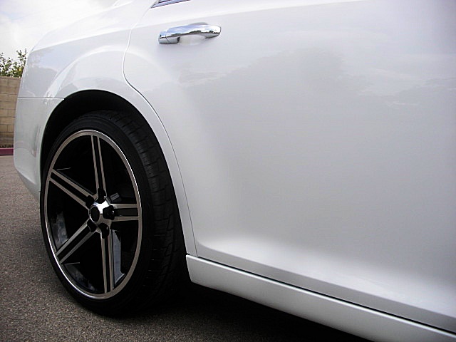 2012Ltd300white/25c59a.JPG
