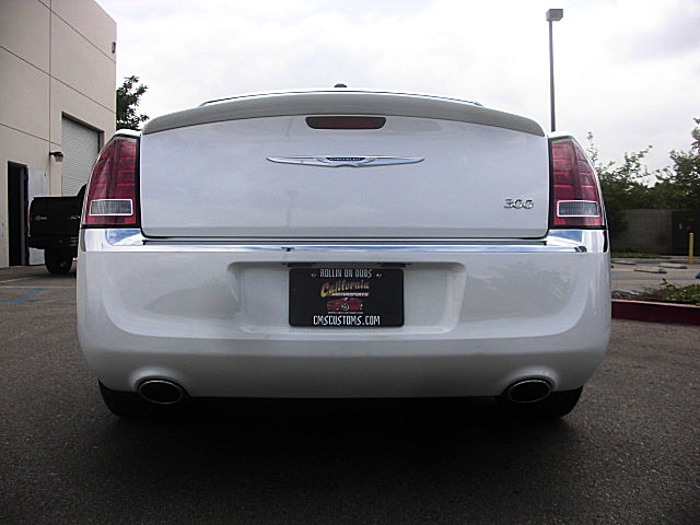 2012Ltd300white/25c59a.JPG