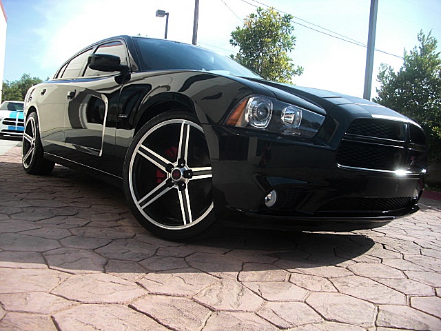 2012RTcharBLK/25c52.JPG