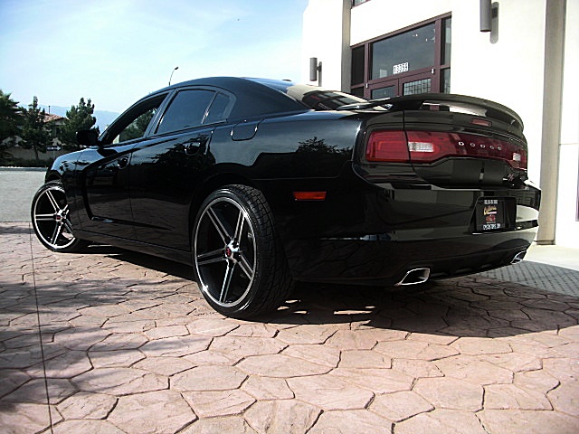 2012RTcharBLK/25c52.JPG