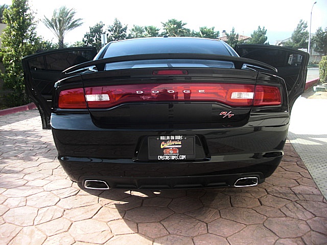 2012RTcharBLK/25c52.JPG