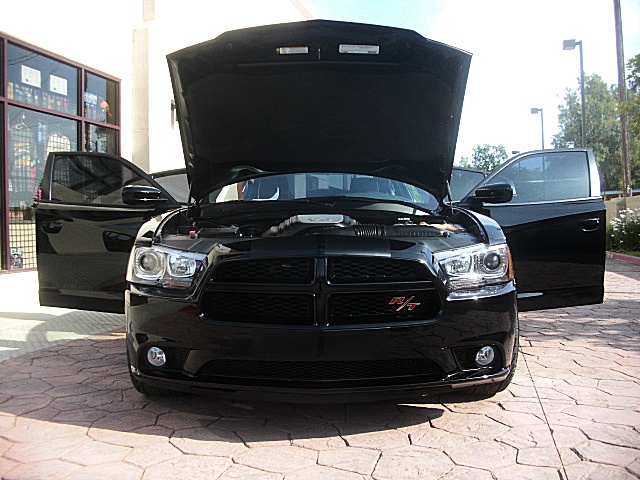 2012RTcharBLK/25c52.JPG
