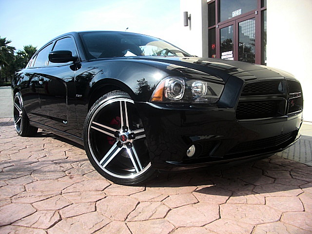 2012RTcharBLK/25c52.JPG