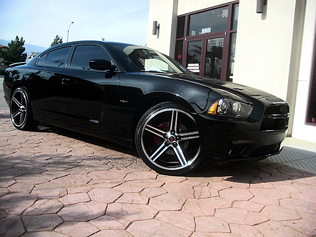 2012RTcharBLK/25c52.JPG