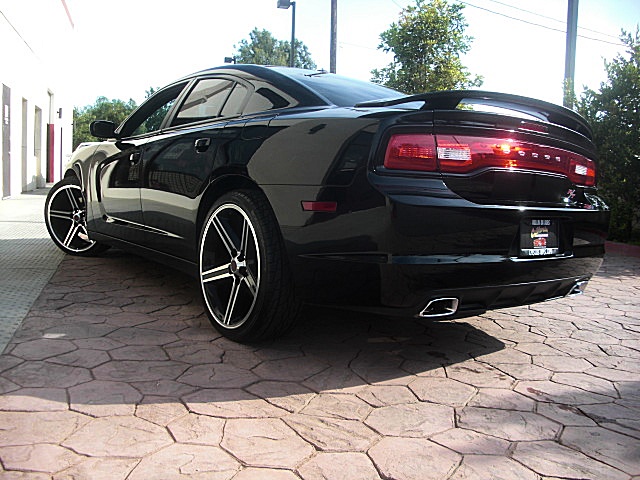2012RTcharBLK/25c52.JPG