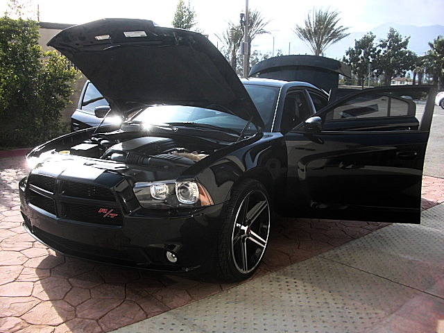 2012RTcharBLK/25c52.JPG