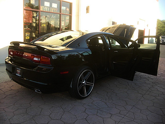 2012chargerBlk/23a35.JPG