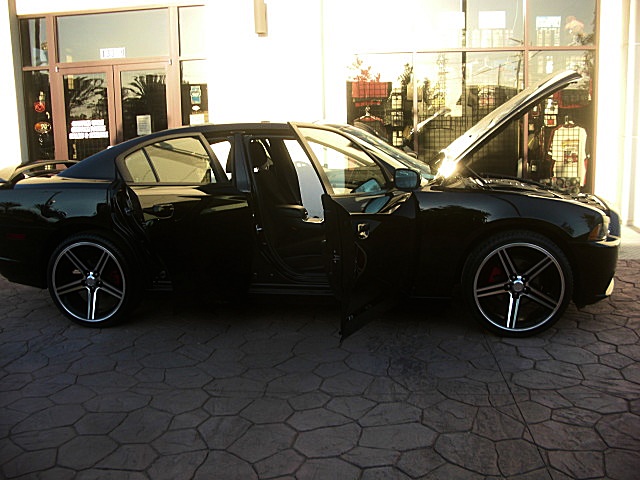 2012chargerBlk/23a35.JPG